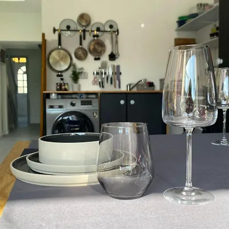 Nyaraló Cosy 2 Bed House 15-min Walk To Waterford
